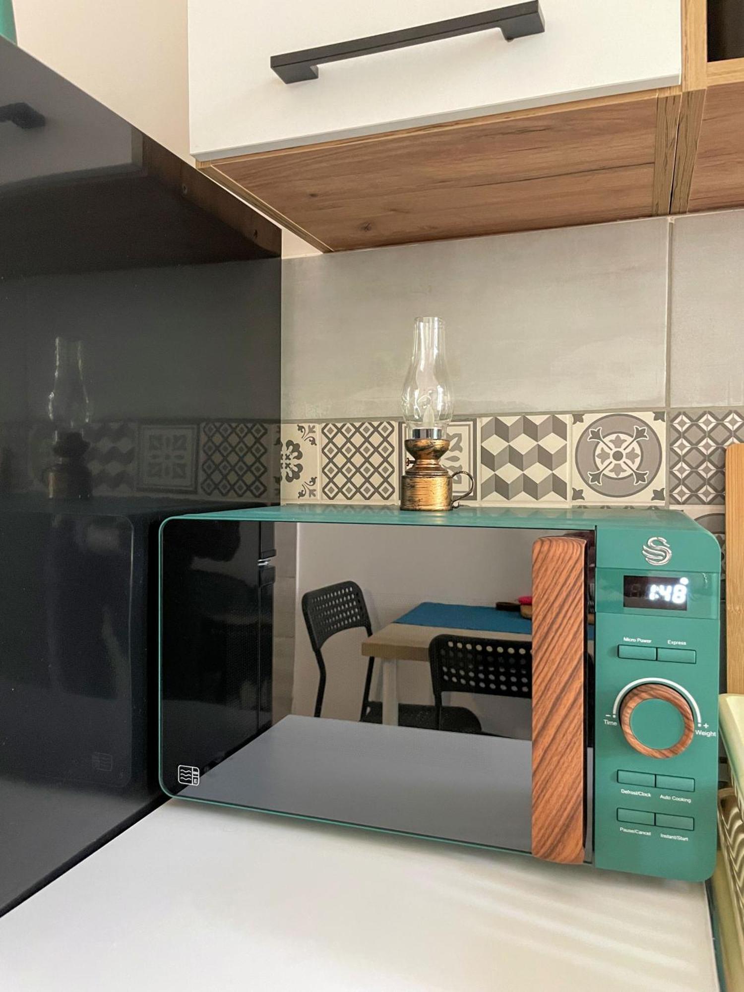 Small Apartment - Historic House クルージュ＝ナポカ エクステリア 写真